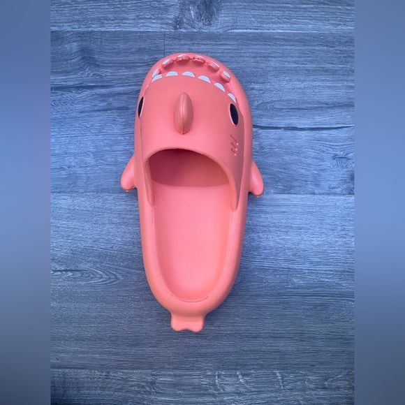 Orange Shark Slides - Picture 2 of 5